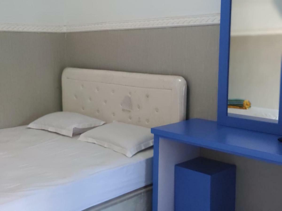 Hotel Boegenviel Syariah Lamongan Buitenkant foto