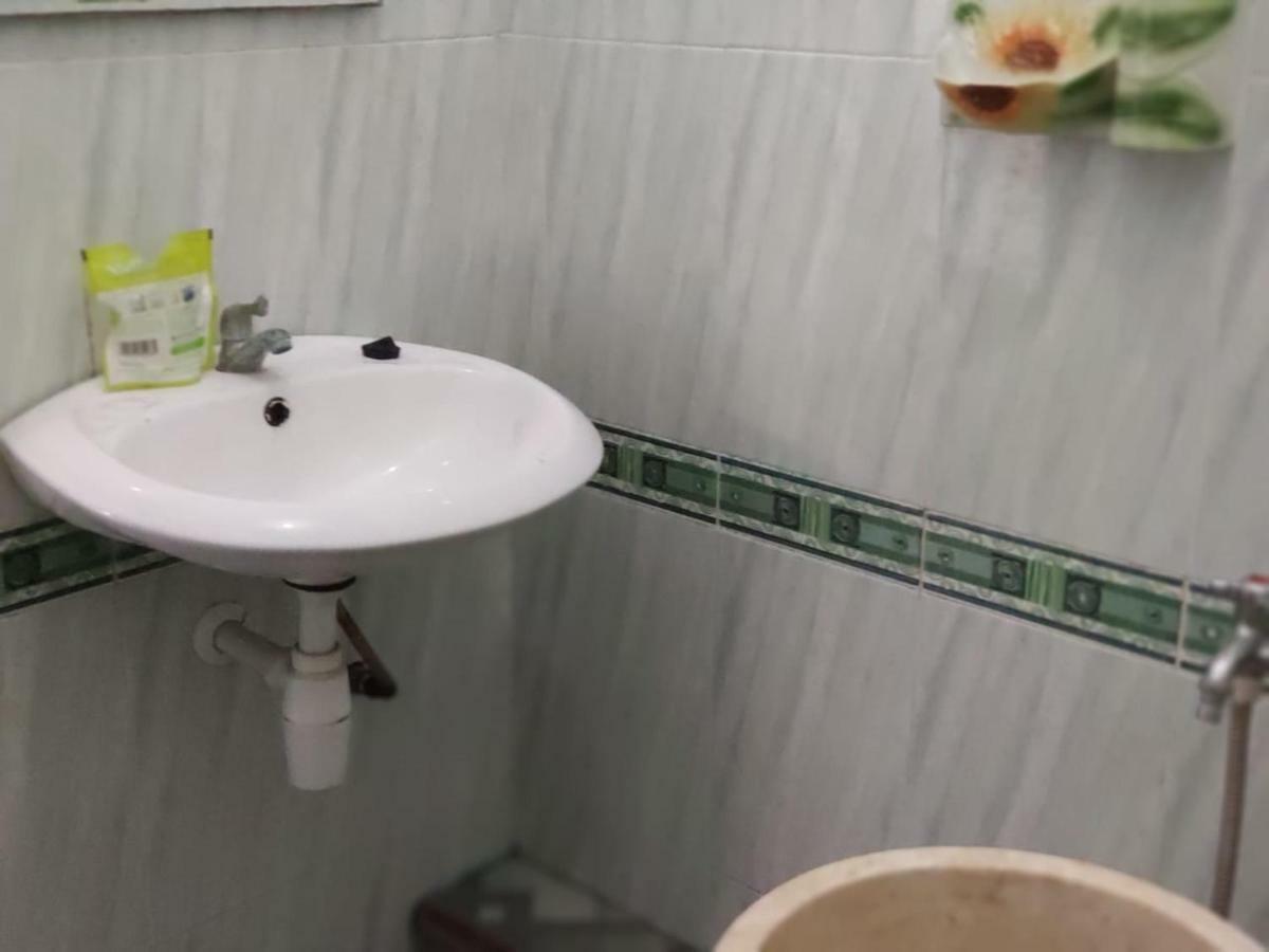 Hotel Boegenviel Syariah Lamongan Buitenkant foto